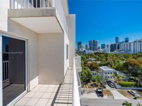 280 SW 20th Rd 902, Miami FL 33129