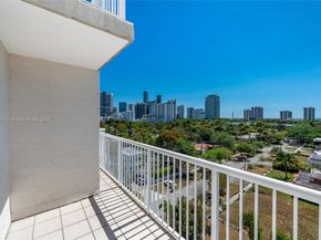 280 SW 20th Rd 902, Miami FL 33129