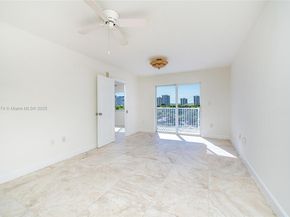 280 SW 20th Rd 902, Miami FL 33129
