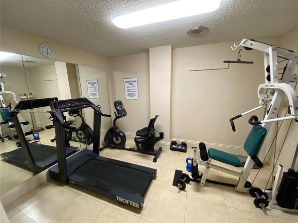 13155 Ixora Ct 310, North Miami FL 33181