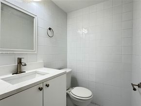 13155 Ixora Ct 310, North Miami FL 33181