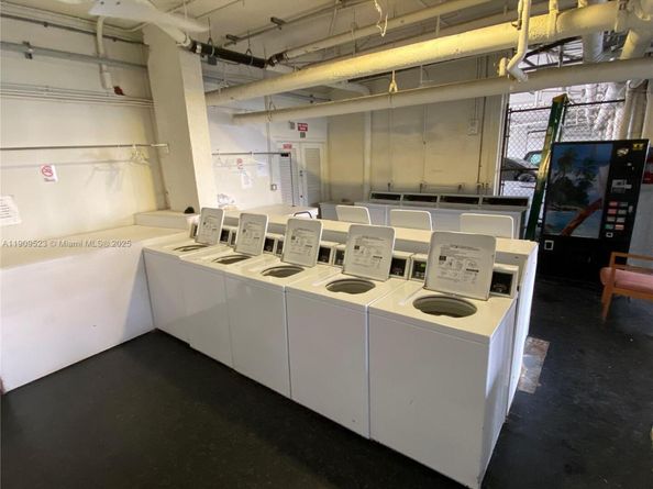 13155 Ixora Ct 310, North Miami FL 33181