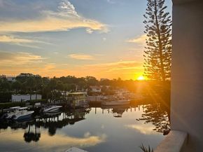 13155 Ixora Ct 310, North Miami FL 33181