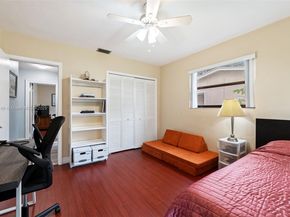 11911 NW 14th Ct, Pembroke Pines FL 33026