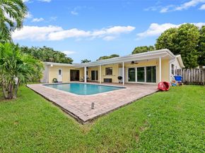 11911 NW 14th Ct, Pembroke Pines FL 33026