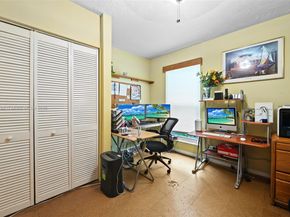 11911 NW 14th Ct, Pembroke Pines FL 33026
