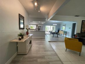 11911 NW 14th Ct, Pembroke Pines FL 33026
