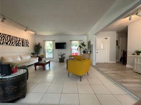 11911 NW 14th Ct, Pembroke Pines FL 33026