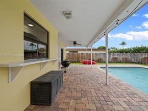 11911 NW 14th Ct, Pembroke Pines FL 33026