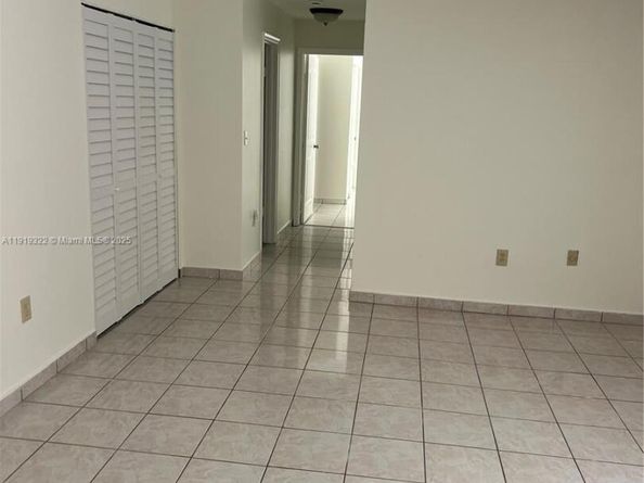 13675 SW 62nd St 1023, Miami FL 33183