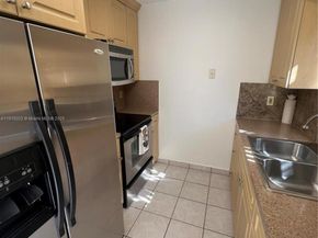 13675 SW 62nd St 1023, Miami FL 33183