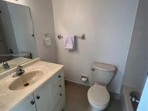 13675 SW 62nd St 1023, Miami FL 33183