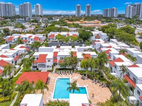 20908 Leeward Ct 2313, Aventura FL 33180