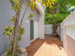 20908 Leeward Ct 2313, Aventura FL 33180