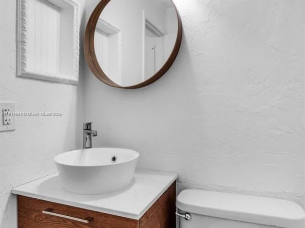 20908 Leeward Ct 2313, Aventura FL 33180