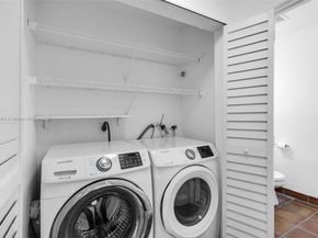 20908 Leeward Ct 2313, Aventura FL 33180