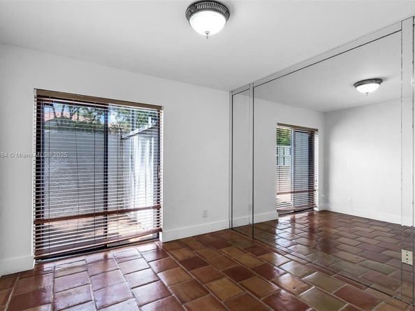 20908 Leeward Ct 2313, Aventura FL 33180