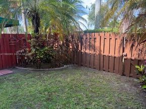 2402 NE 41st Pl, Homestead FL 33033