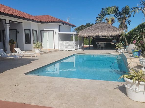 2621 SW 132nd Ave, Miami FL 33175