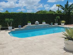 2621 SW 132nd Ave, Miami FL 33175