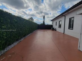 2621 SW 132nd Ave, Miami FL 33175