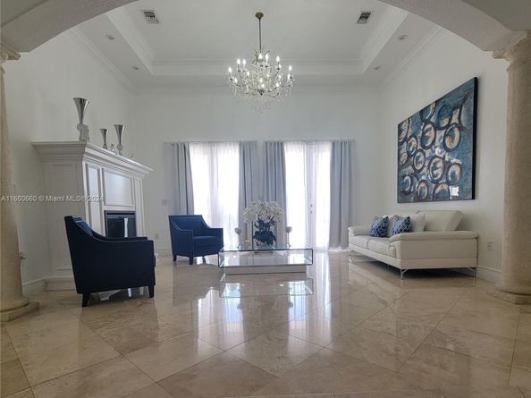 2621 SW 132nd Ave, Miami FL 33175
