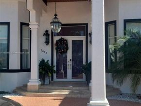 2621 SW 132nd Ave, Miami FL 33175
