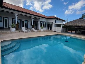 2621 SW 132nd Ave, Miami FL 33175