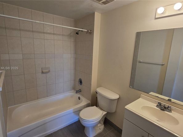 11060 SW 196th St 407, Cutler Bay FL 33157