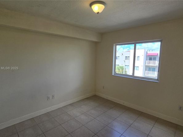 11060 SW 196th St 407, Cutler Bay FL 33157