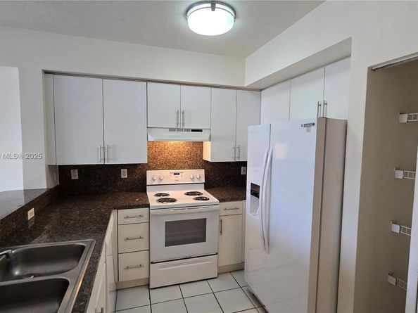 11060 SW 196th St 407, Cutler Bay FL 33157