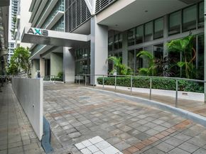 1111 SW 1st Ave 721N, Miami FL 33130