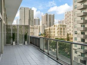 1111 SW 1st Ave 721N, Miami FL 33130