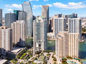 900 Brickell Key Blvd PH3403, Miami FL 33131