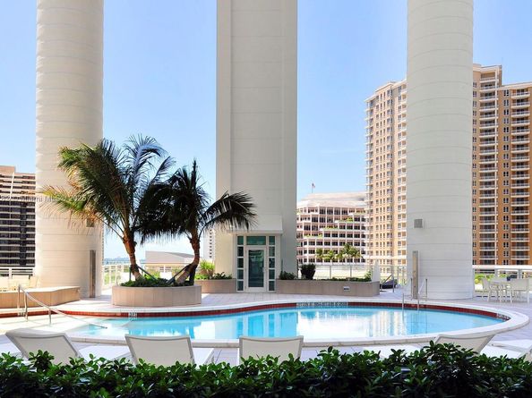 900 Brickell Key Blvd PH3403, Miami FL 33131