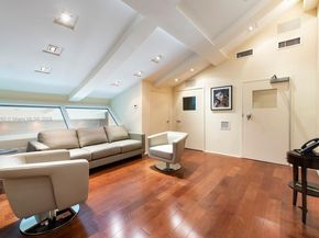 900 Brickell Key Blvd PH3403, Miami FL 33131