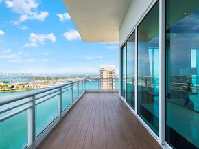 900 Brickell Key Blvd PH3403, Miami FL 33131