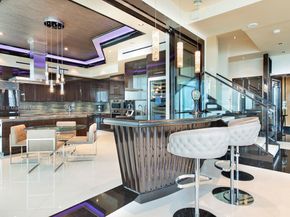 900 Brickell Key Blvd PH3403, Miami FL 33131