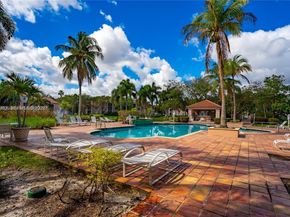 12124 Saint Andrews Pl 305, Miramar FL 33025