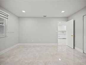 15685 SW 82nd Cir Ln 28, Miami FL 33193