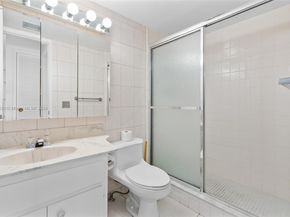 2350 NE 14th St Cswy 505, Pompano Beach FL 33062