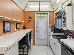 2350 NE 14th St Cswy 505, Pompano Beach FL 33062