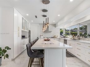 7501 SW 174th St, Palmetto Bay FL 33157