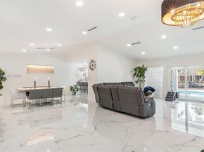 7501 SW 174th St, Palmetto Bay FL 33157