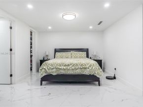 7501 SW 174th St, Palmetto Bay FL 33157