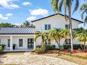 7501 SW 174th St, Palmetto Bay FL 33157