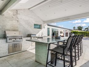 7501 SW 174th St, Palmetto Bay FL 33157