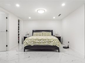 7501 SW 174th St, Palmetto Bay FL 33157