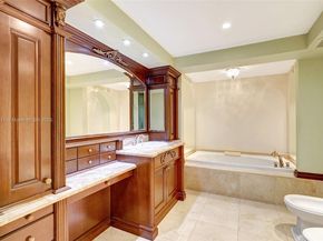 19667 Turnberry Way 16GR, Aventura FL 33180