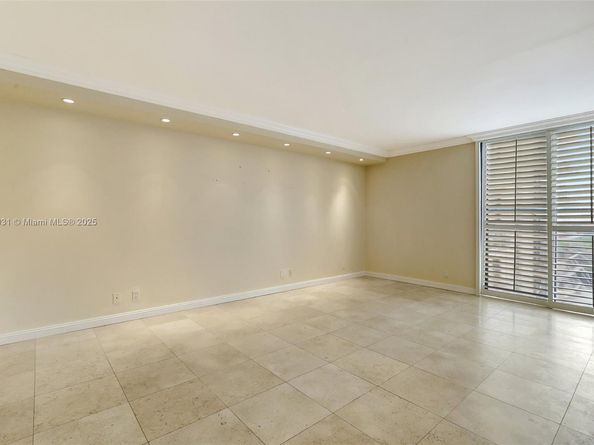 19667 Turnberry Way 16GR, Aventura FL 33180